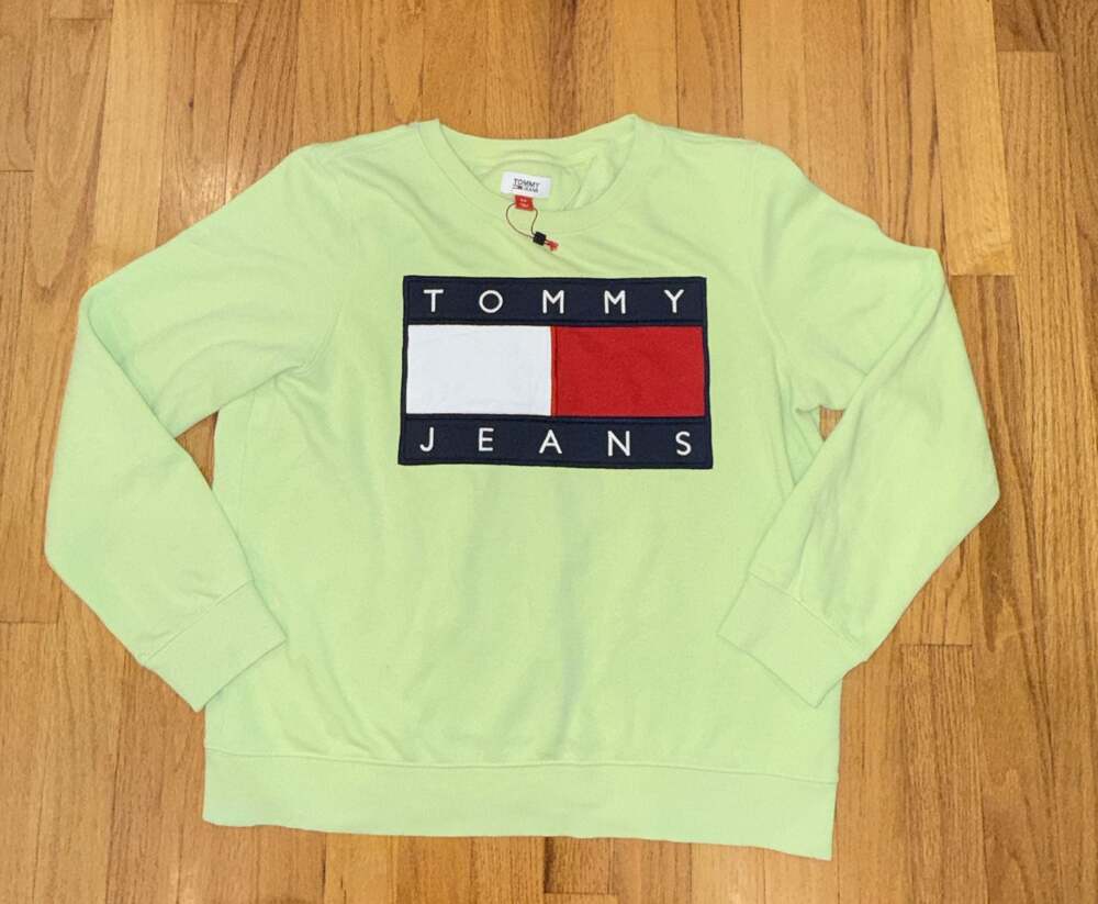 NWOT Tommy Hilfiger Jeans Women's Flag Logo Crew Neck Size Small